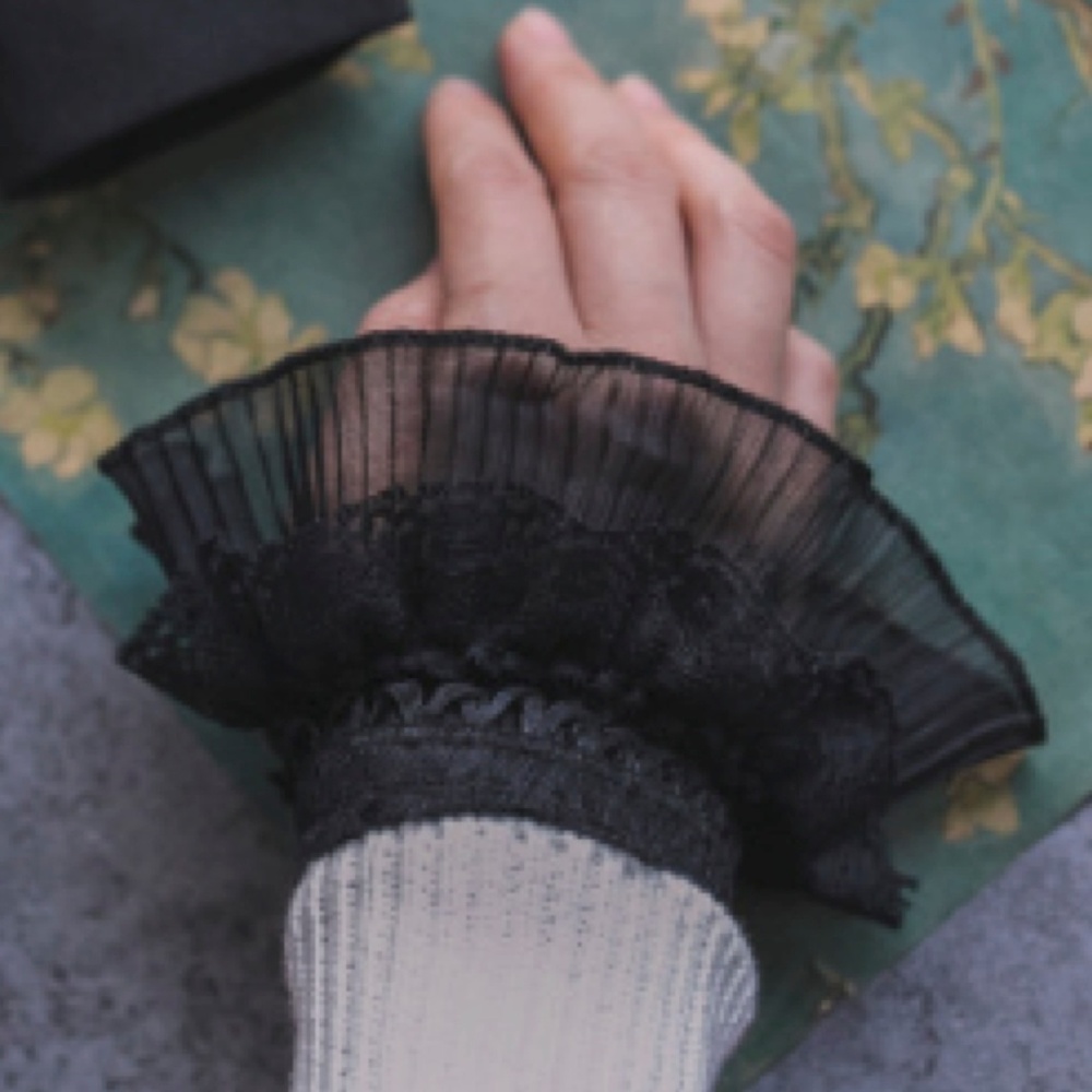 Accordion Pleated Sheer Cuffs